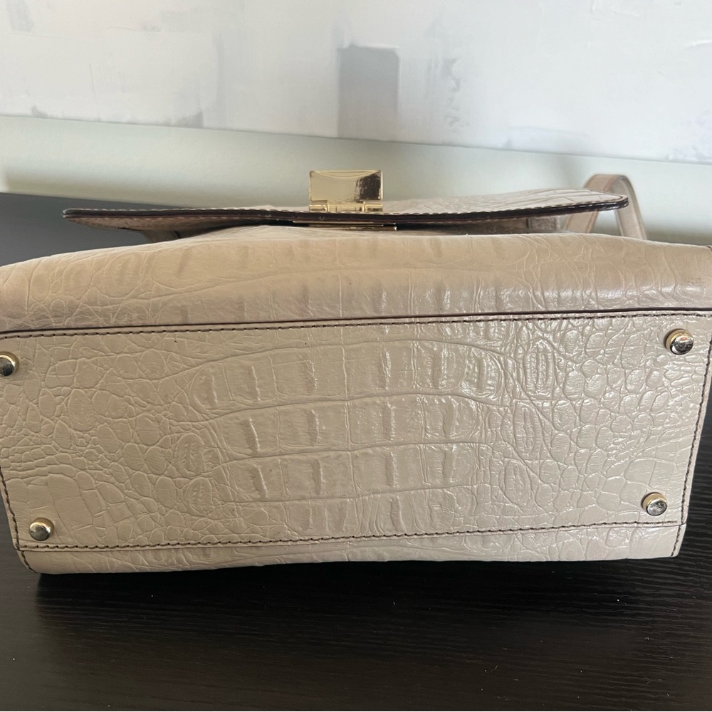 Kate Spade Purse - Picture 8 of 10